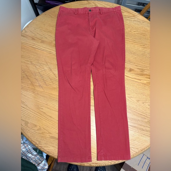 Old Navy Men’s 36x32 Ultimate Slim Built in Flex Straight Leg Red Khakis Stretch - Picture 1 of 12